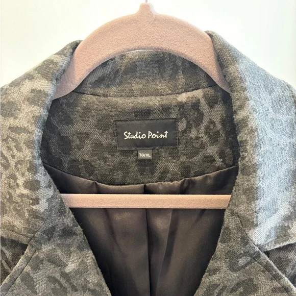 Fall/Spring Coat - Picture 2 of 2